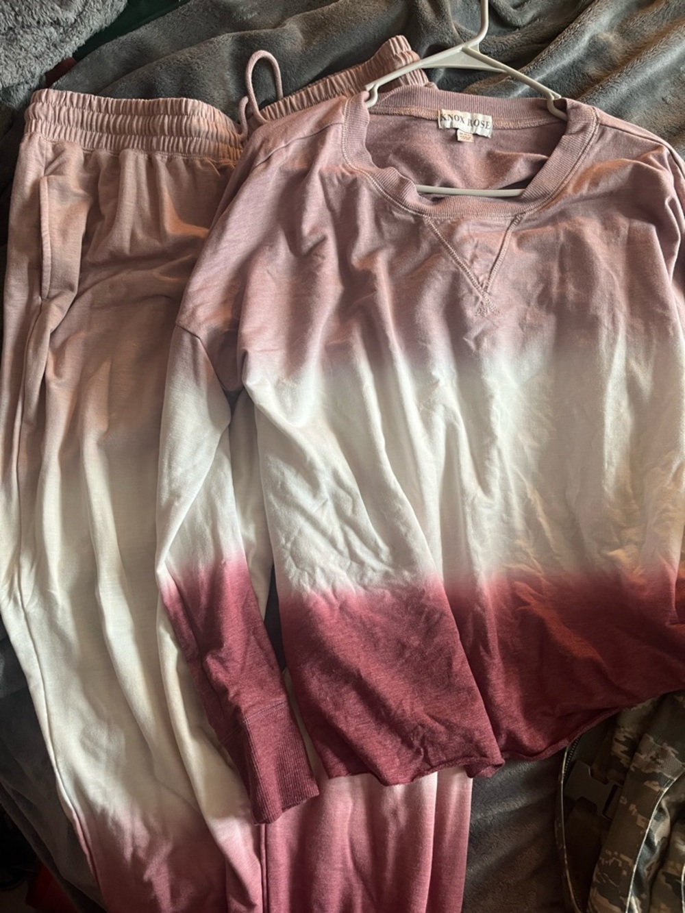 Knox Rose Pink to White Ombre Lounge Set